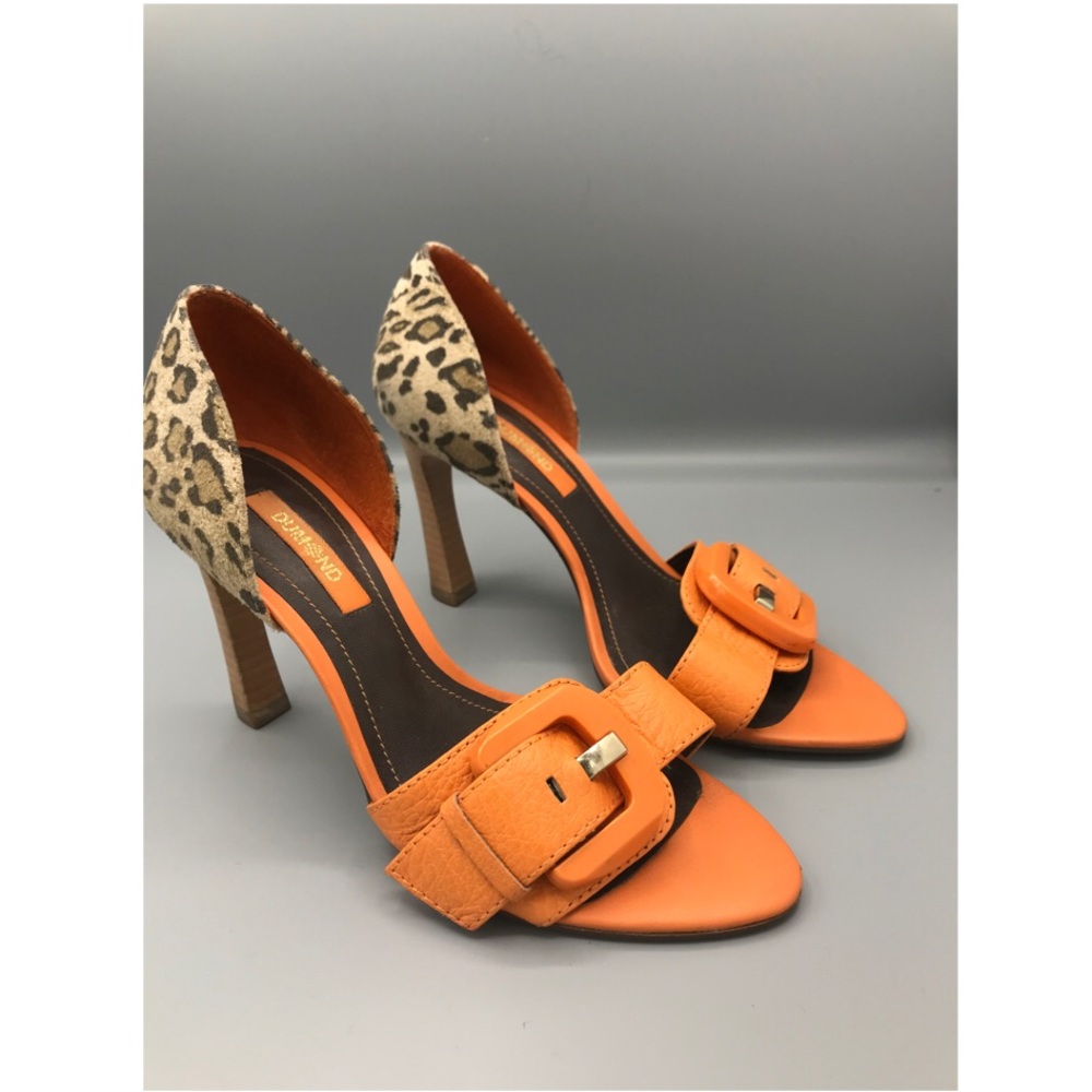 Dumond Leather Orange Buckle heels
